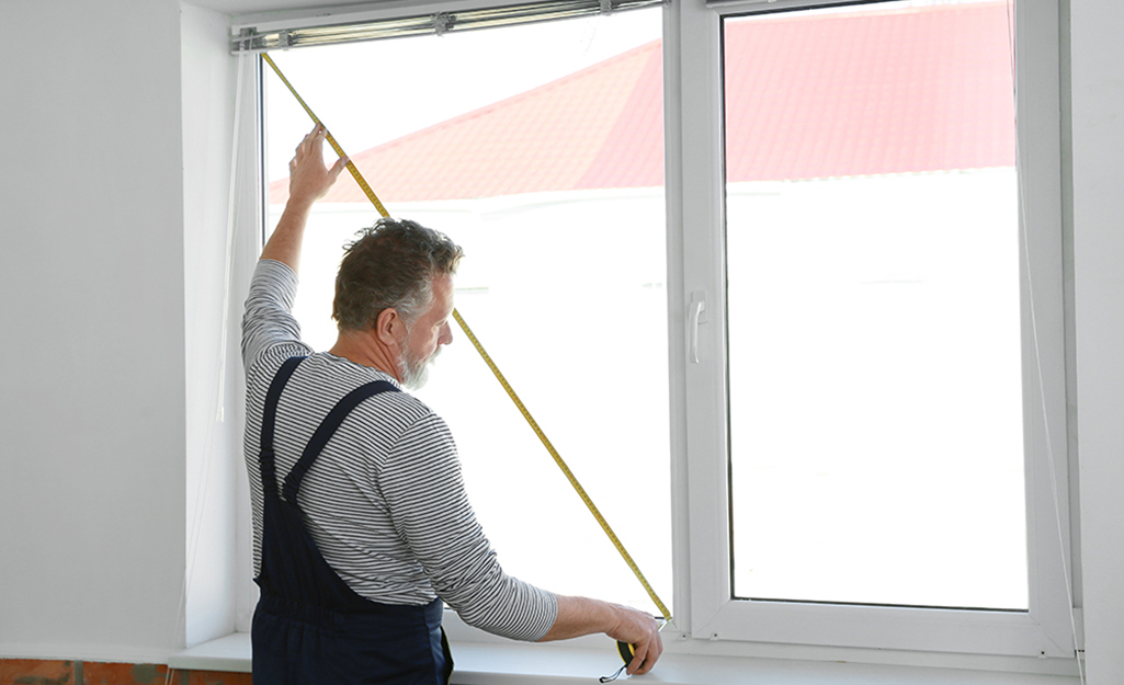 Signs You Need a Window Replacement in 2024 | How to Measure Windows for Replacement